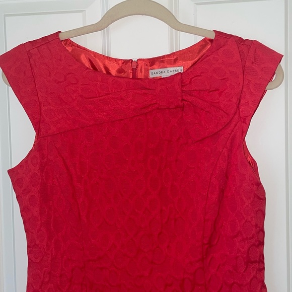 NWOT Sandra Darren Sheath Coral Dress - Size 6 - Picture 2 of 5